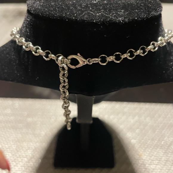 NWOT Rhinestone Hello Kitty Necklace/Brooch - Picture 2 of 4